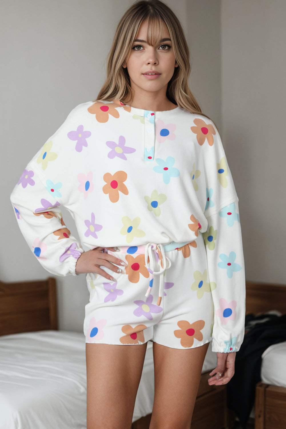 Cozy White Floral Loungewear Shorts Set