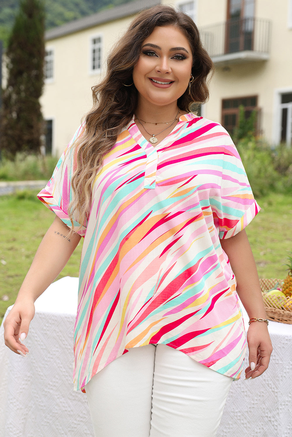 White Abstract Print Short Sleeve Plus Size Top