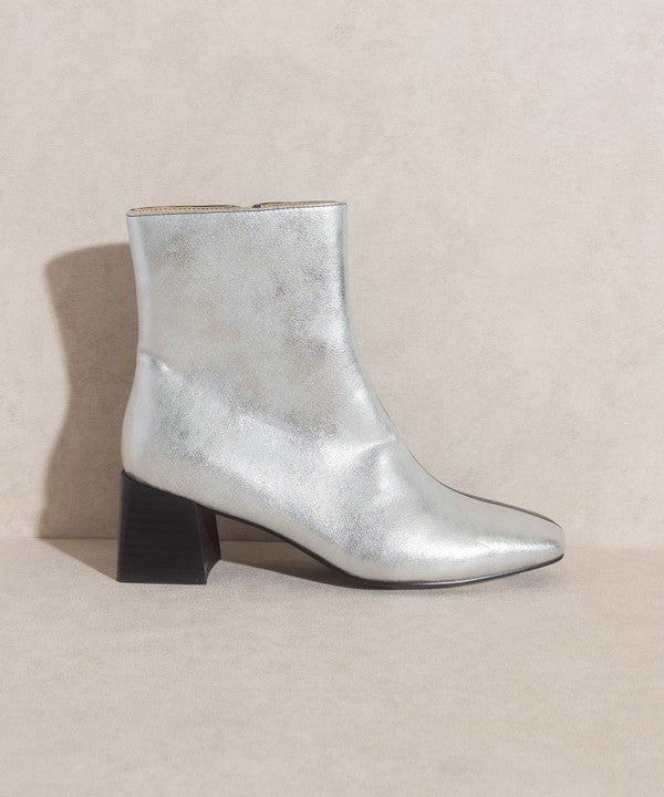 Two Tone - Dual Chroma Boots