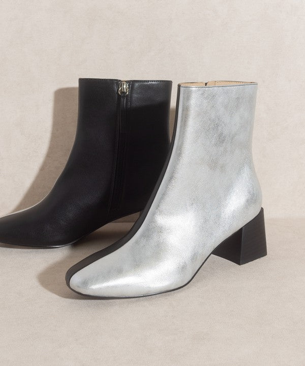 Two Tone - Dual Chroma Boots