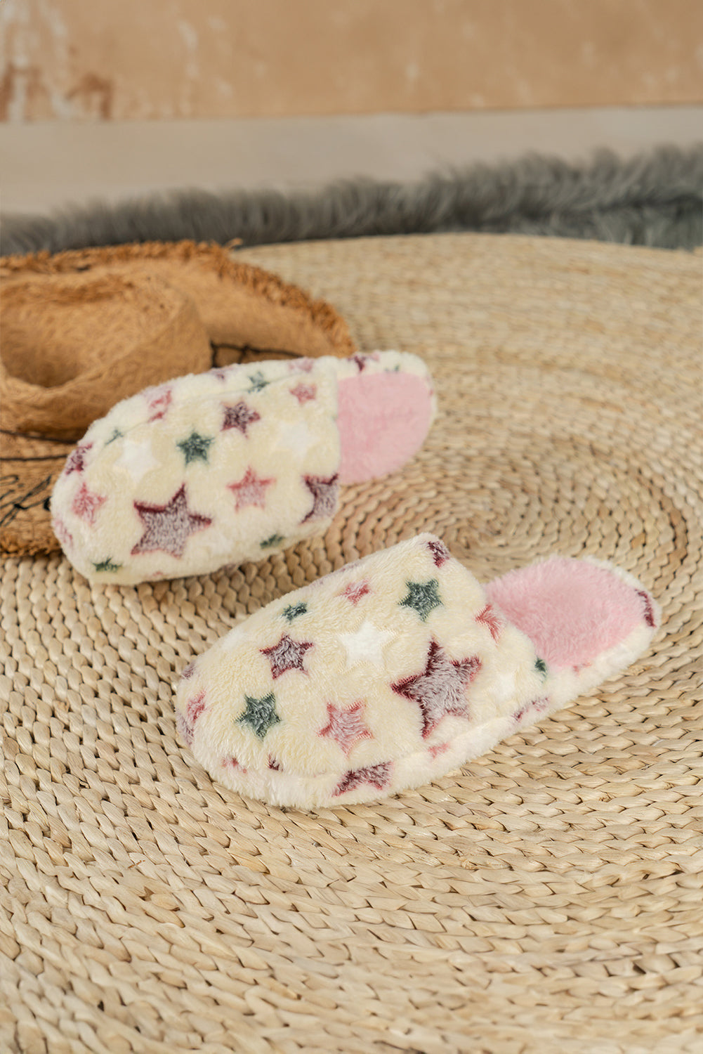 Pink Star Pattern Plush Slippers