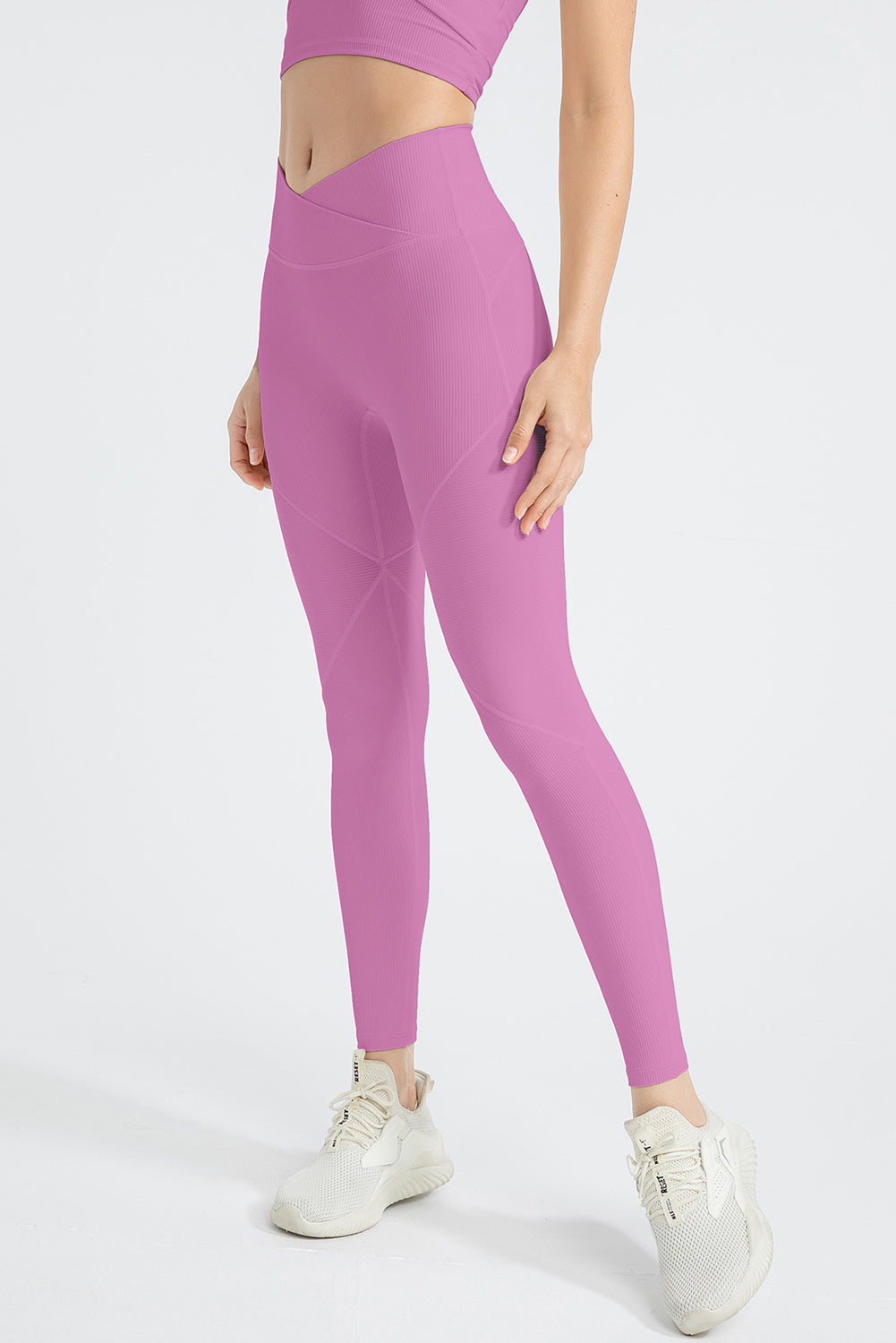 Exposed Seam Cross Waist Gym Leggings