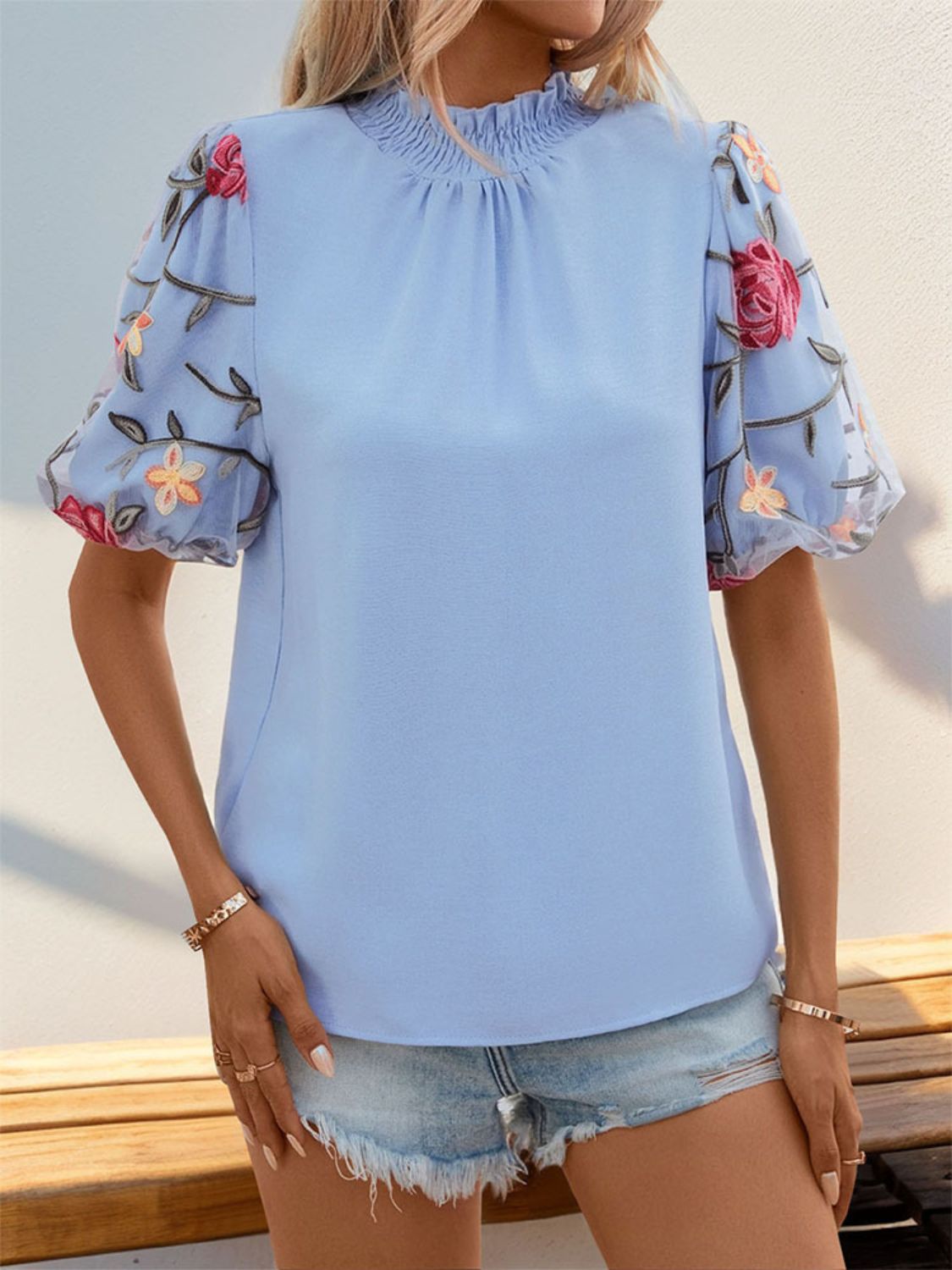 Embroidered Puff Sleeve Blouse