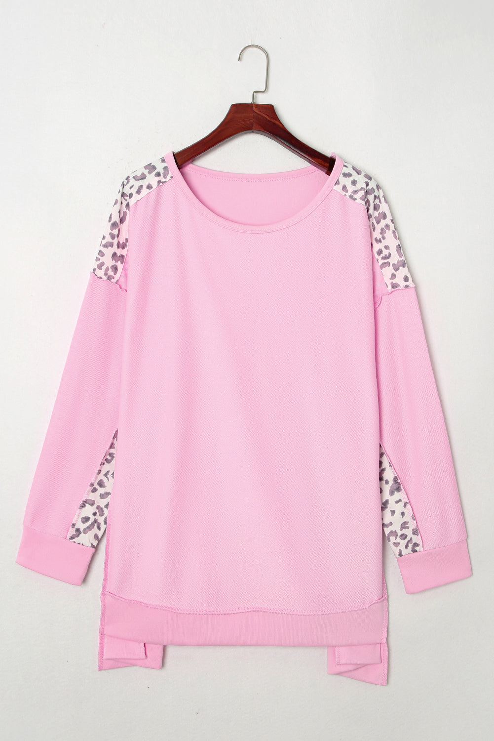 Pink Exposed Seam Leopard Print Plus Size Sweatshirt