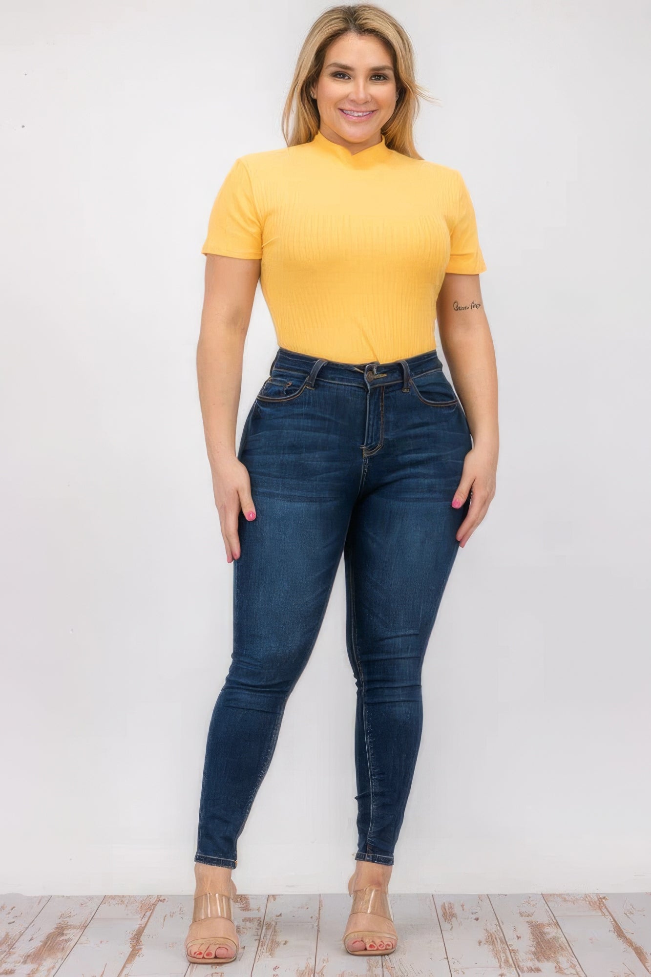 Plus Size Short Sleeve Bodysuit