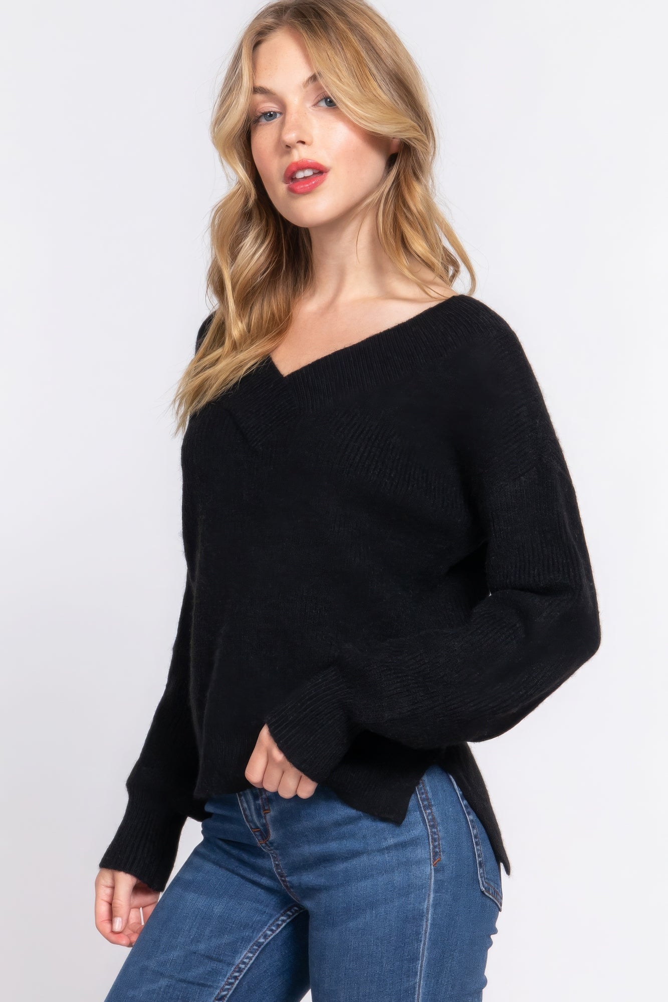 Long Slv V-neck Sweater