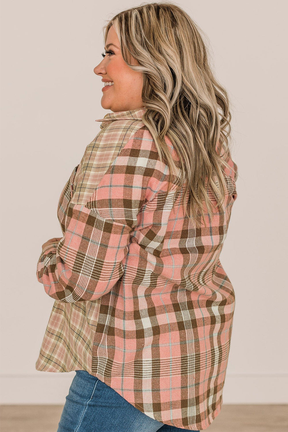 Plus Size Color Block Plaid Long Sleeve Shirt