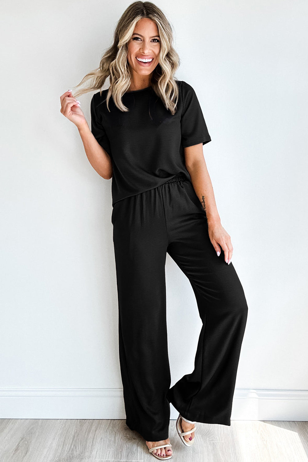 Solid Color T Shirt & Wide Leg Pants Set