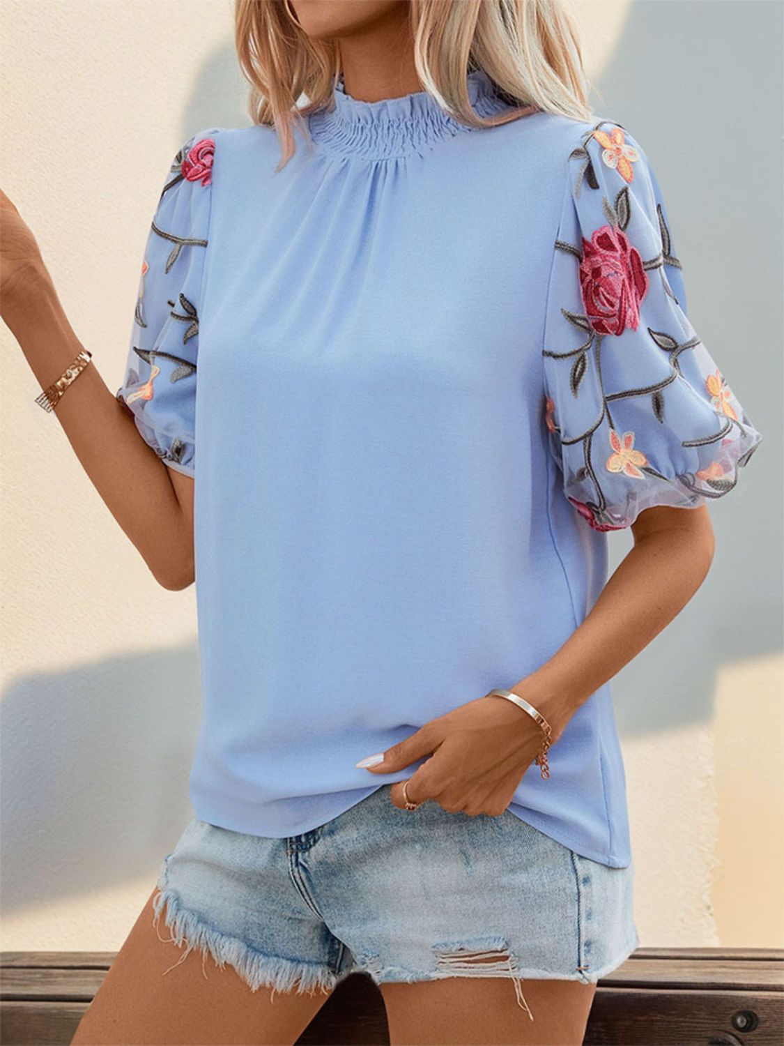 Embroidered Puff Sleeve Blouse